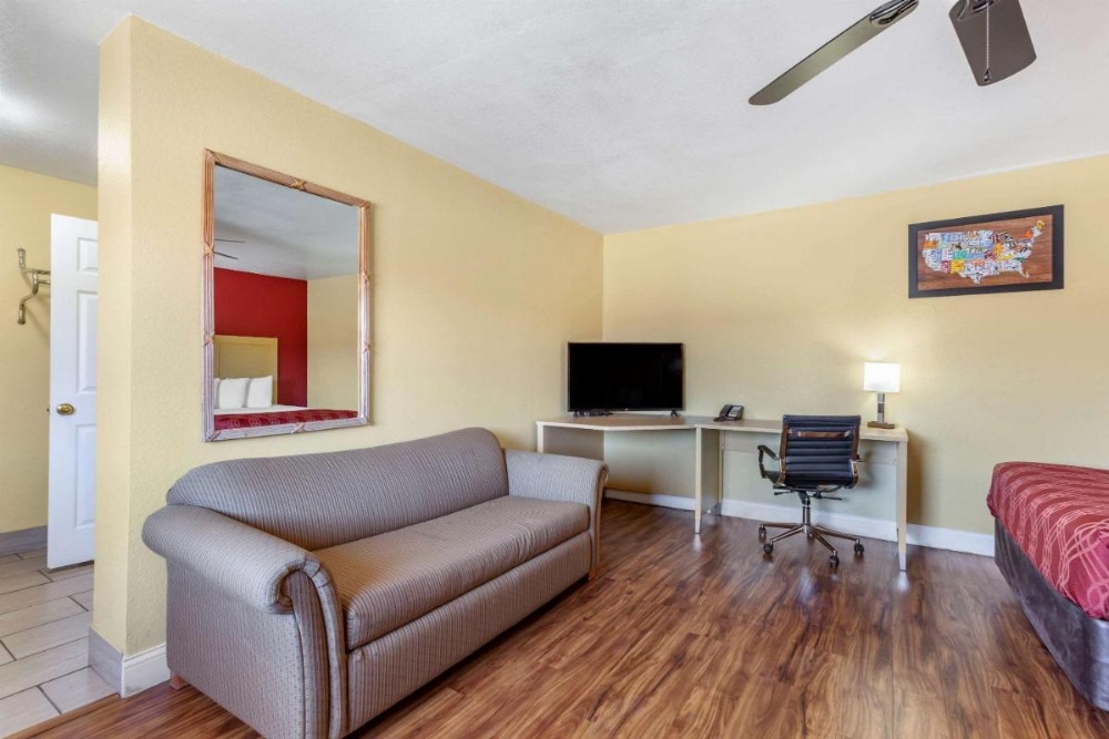 Econo Lodge Clovis Image 20