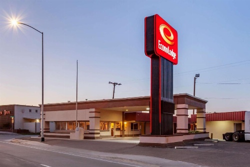 Econo Lodge Clovis image 30